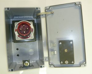 Fourniture matériel électrique par Socomest, matériel électrotechnique pour industrie, SDIS pompiers, réseaux publics d'énergie et serrurerie - Brumath Strasbourg Alsace Grand-Est